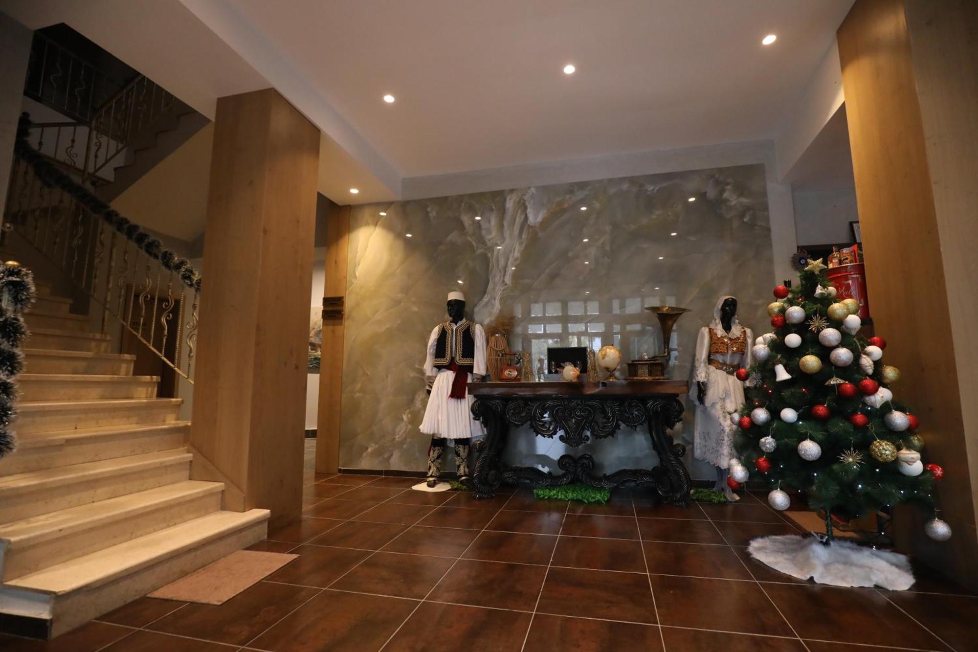 Hotel 1 Maji